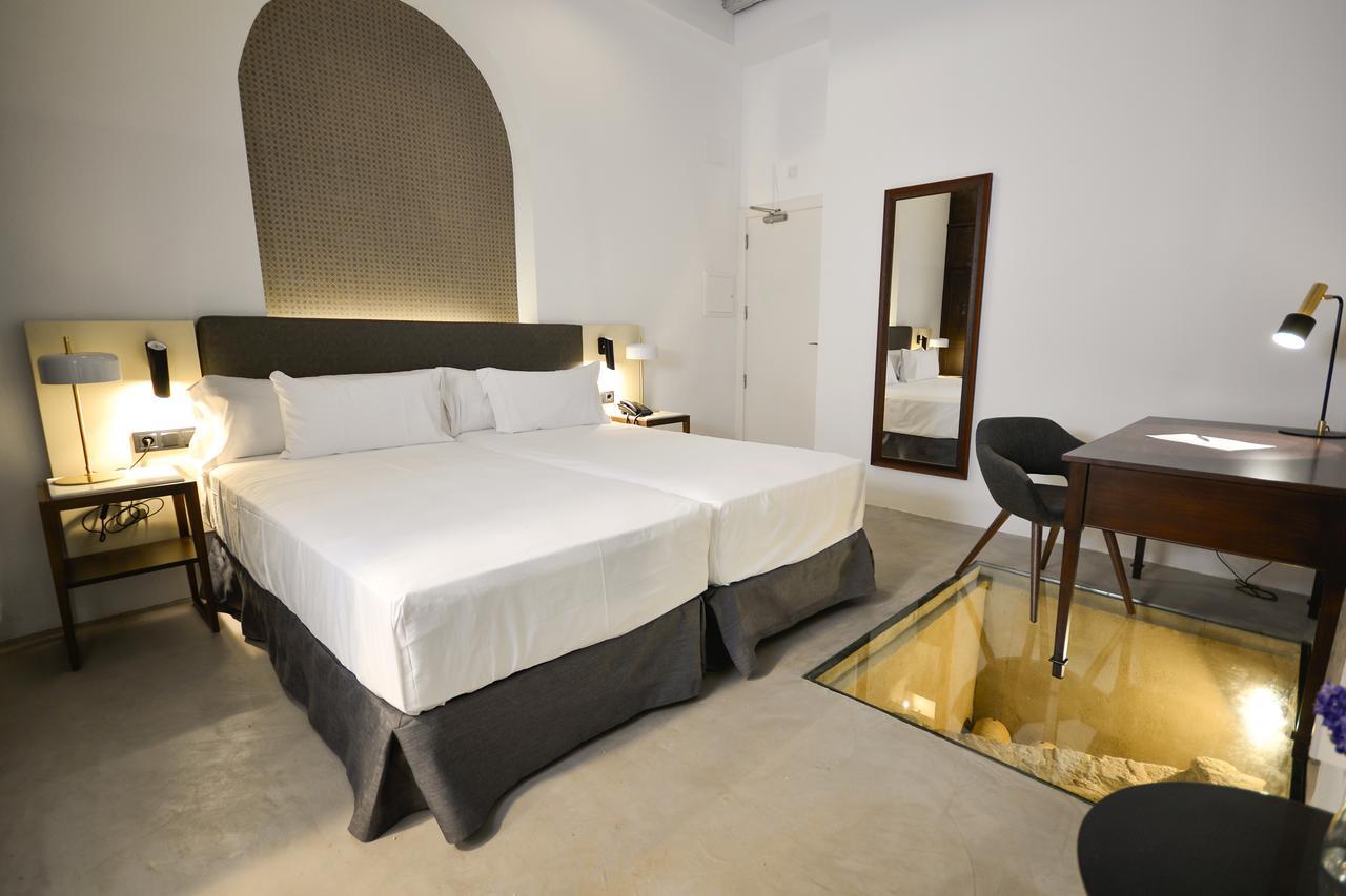 Hotel Legado Alcazar (Adults Only) Севілья Екстер'єр фото