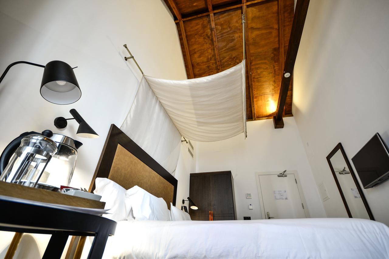 Hotel Legado Alcazar (Adults Only) Севілья Екстер'єр фото