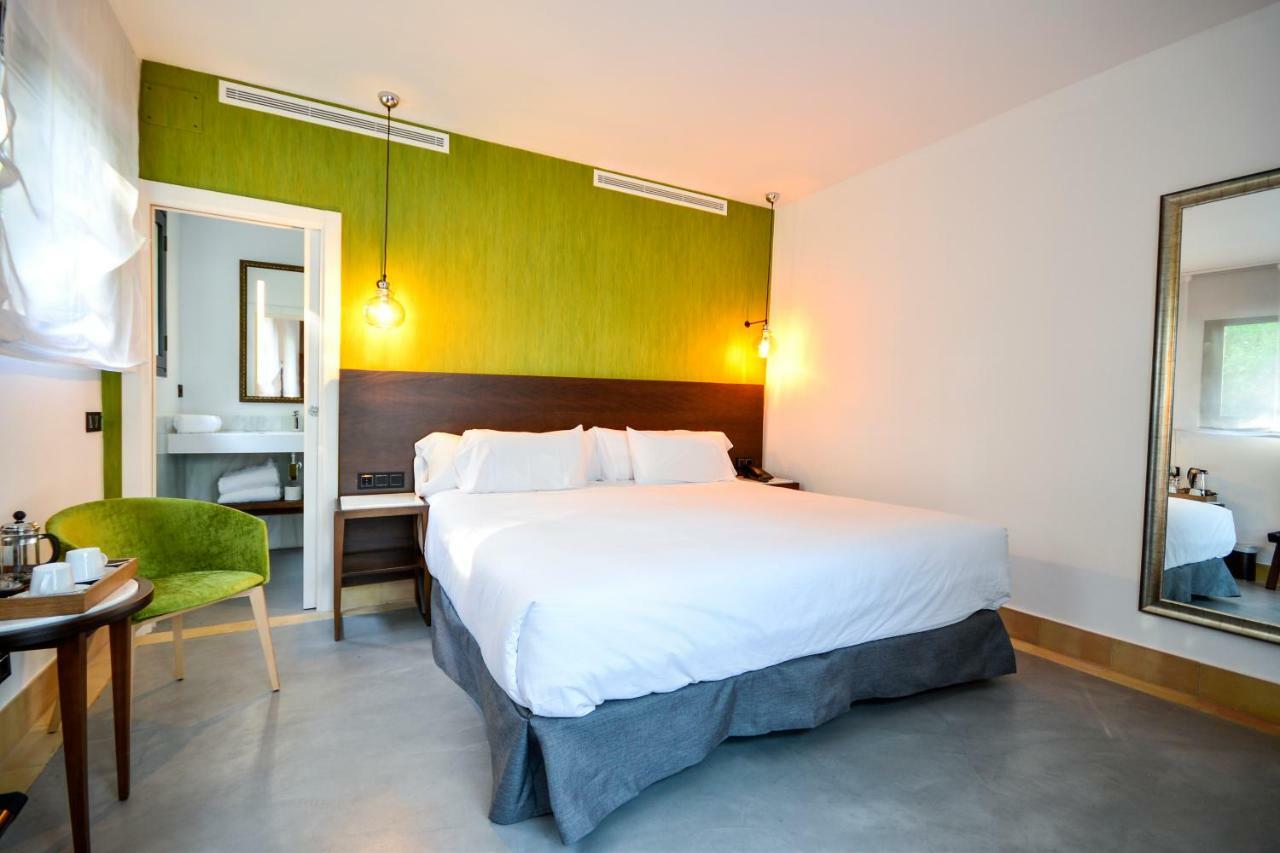 Hotel Legado Alcazar (Adults Only) Севілья Екстер'єр фото